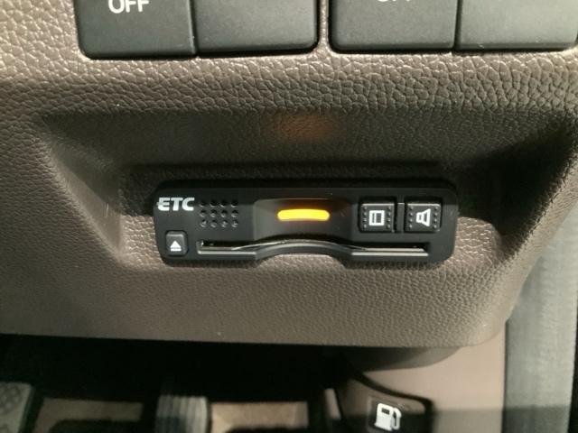 フリード Ｇ・ホンダセンシング　最長５年保証　ワンオ－ナ－　ナビＶＸＭ－１９５ＶＦｉ　ＴＶ　Ｒカメラ　ＣＤ録音　ＢＴオ－ディオ　ＤＶＤ　Ｒモニタ－　ＥＴＣ　ＬＥＤライト　両側電動ドア　ＶＳＡ　クルコン　スマ－トキ－　スペアキ－ＡＡＣ（12枚目）