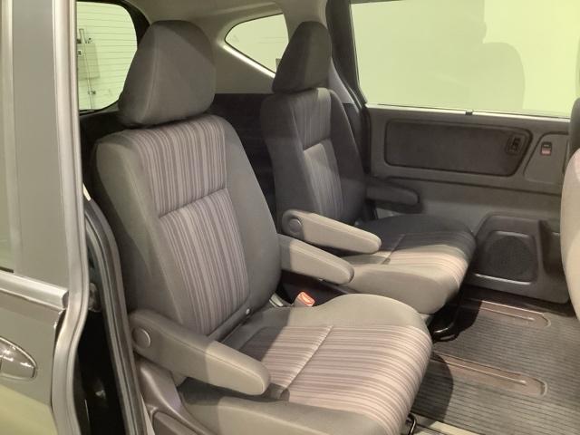 フリード Ｇ・ホンダセンシング　最長５年保証　ワンオ－ナ－　ナビＶＸＭ－１９５ＶＦｉ　ＴＶ　Ｒカメラ　ＣＤ録音　ＢＴオ－ディオ　ＤＶＤ　Ｒモニタ－　ＥＴＣ　ＬＥＤライト　両側電動ドア　ＶＳＡ　クルコン　スマ－トキ－　スペアキ－ＡＡＣ（17枚目）