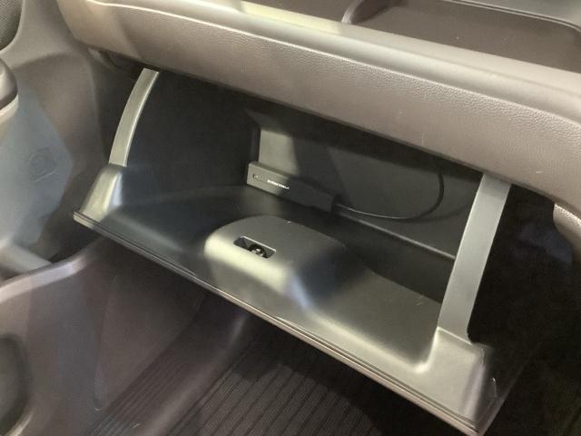 フリード Ｇ・ホンダセンシング　最長５年保証　ワンオ－ナ－　ナビＶＸＭ－１９５ＶＦｉ　ＴＶ　Ｒカメラ　ＣＤ録音　ＢＴオ－ディオ　ＤＶＤ　Ｒモニタ－　ＥＴＣ　ＬＥＤライト　両側電動ドア　ＶＳＡ　クルコン　スマ－トキ－　スペアキ－ＡＡＣ（25枚目）