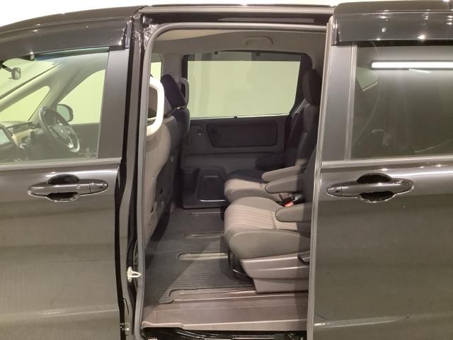 フリード Ｇ・ホンダセンシング　最長５年保証　ワンオ－ナ－　ナビＶＸＭ－１９５ＶＦｉ　ＴＶ　Ｒカメラ　ＣＤ録音　ＢＴオ－ディオ　ＤＶＤ　Ｒモニタ－　ＥＴＣ　ＬＥＤライト　両側電動ドア　ＶＳＡ　クルコン　スマ－トキ－　スペアキ－ＡＡＣ（33枚目）