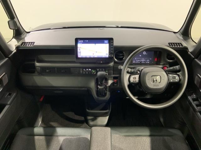 Ｎ－ＢＯＸカスタム ベースグレード　Ｈ　ＳＥＮＳＩＮＧ　新車保証　試乗車　ワンオーナー　ナビＬＸＵ－２４２ＮＢｉ　ＴＶ　Ｒカメラ　ＣＤ録音　ＢＴオ－ディオ　ＤＶＤ　シートヒーター　ＥＴＣ　ＬＥＤライト　ＶＳＡ　クルコン　アルミ　スマキー（9枚目）