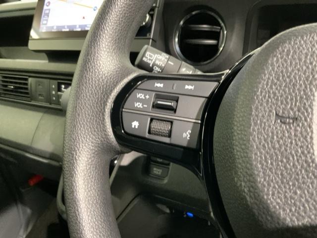 Ｎ－ＢＯＸカスタム ベースグレード　Ｈ　ＳＥＮＳＩＮＧ　新車保証　試乗車　ワンオーナー　ナビＬＸＵ－２４２ＮＢｉ　ＴＶ　Ｒカメラ　ＣＤ録音　ＢＴオ－ディオ　ＤＶＤ　シートヒーター　ＥＴＣ　ＬＥＤライト　ＶＳＡ　クルコン　アルミ　スマキー（10枚目）