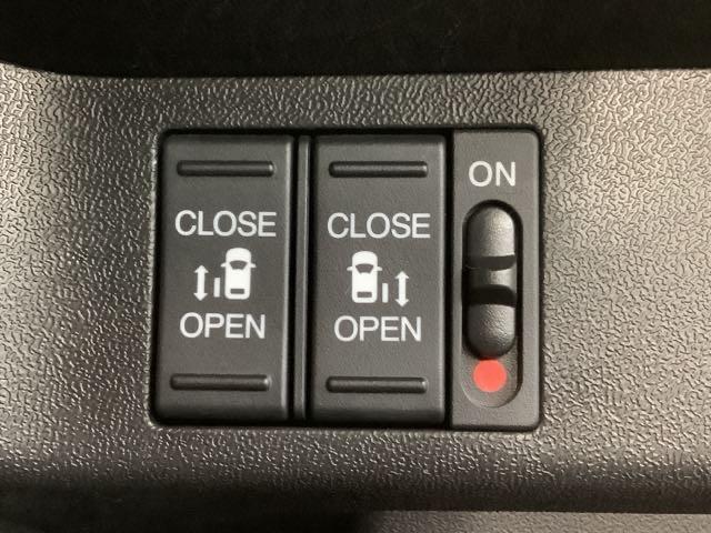 ステップワゴンスパーダ e:HEVスパーダGホンダセンシング 最長5年保証 ワンオ-ナ- ナビVXM-217VFNi TV Rカメラ CD録音 BTオ-ディオ DVDドラレコ ETC LEDライト 両側電動ドア VSA クルコン アルミ スマ-トキ-AAC(14枚目)