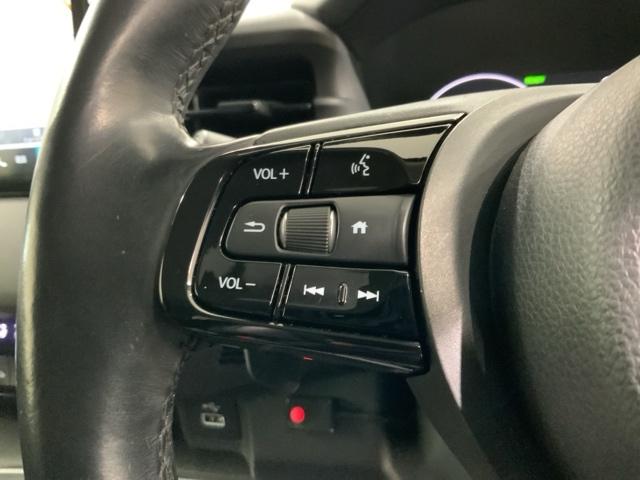 ヴェゼル ｅ：ＨＥＶＺ　Ｈ　ＳＥＮＳＩＮＧ　最長５年保証　ワンオ－ナ－　純正ナビ　ＴＶ　Ｒカメラ　マルチビュ－　ＢＴオ－ディオ　ドラレコ　ＥＴＣ　ＬＥＤライト　ＶＳＡ　クルコン　アルミ　スマ－トキ－　盗難防止装置　整備記録簿（9枚目）