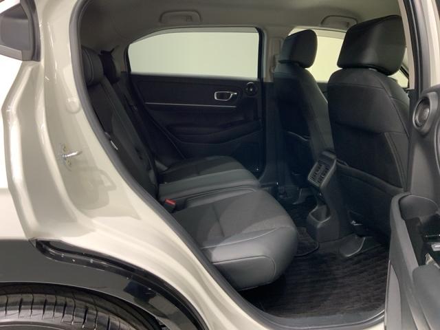 ヴェゼル ｅ：ＨＥＶＺ　Ｈ　ＳＥＮＳＩＮＧ　最長５年保証　ワンオ－ナ－　純正ナビ　ＴＶ　Ｒカメラ　マルチビュ－　ＢＴオ－ディオ　ドラレコ　ＥＴＣ　ＬＥＤライト　ＶＳＡ　クルコン　アルミ　スマ－トキ－　盗難防止装置　整備記録簿（17枚目）