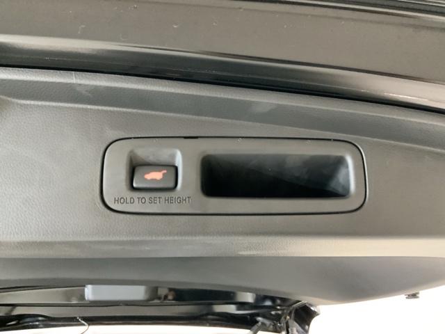 ���Ǝ҂ɂē��O���̃N���[�j���O�����{���Ă���܂��I