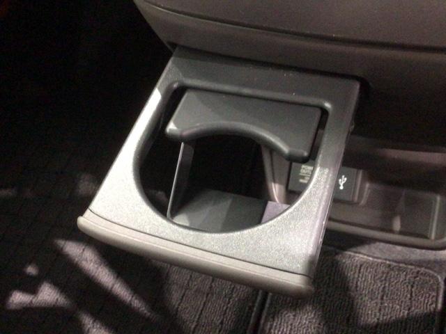 フリード Ｇ・ホンダセンシング　最長５年保証　ワンオ－ナ－　ナビＶＸＭ－２１４ＶＦｉ　ＴＶ　Ｒカメラ　ＣＤ録音　ＢＴオ－ディオ　ＤＶＤ　ＥＴＣ　ＬＥＤライト　両側電動ドア　ＶＳＡ　シ－トヒ－タ－　クルコン　スマ－トキ－　盗難防止装置（27枚目）