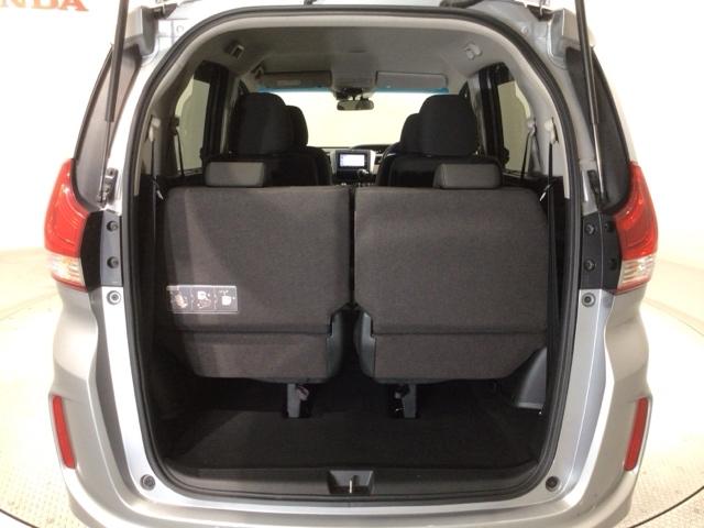 フリード Ｇ・ホンダセンシング　最長５年保証　ワンオ－ナ－　ナビＶＸＭ－２１４ＶＦｉ　ＴＶ　Ｒカメラ　ＣＤ録音　ＢＴオ－ディオ　ＤＶＤ　ＥＴＣ　ＬＥＤライト　両側電動ドア　ＶＳＡ　シ－トヒ－タ－　クルコン　スマ－トキ－　盗難防止装置（31枚目）