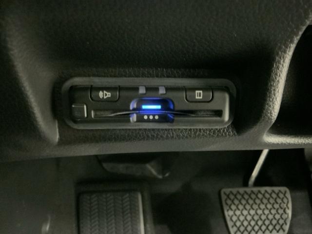 ヴェゼル ｅ：ＨＥＶＺ　Ｈ　ＳＥＮＳＩＮＧ　最長５年保証　ワンオ－ナ－　ナビＶＸＵ－２１５ＶＺｉ　ＴＶ　Ｒカメラ　ＣＤ録音　ＢＴオ－ディオＤＶＤ　ＥＴＣ　ＬＥＤライト　ＶＳＡ　シ－トヒ－タ－　アルミ　スマ－トキ－　スペアキ－（13枚目）