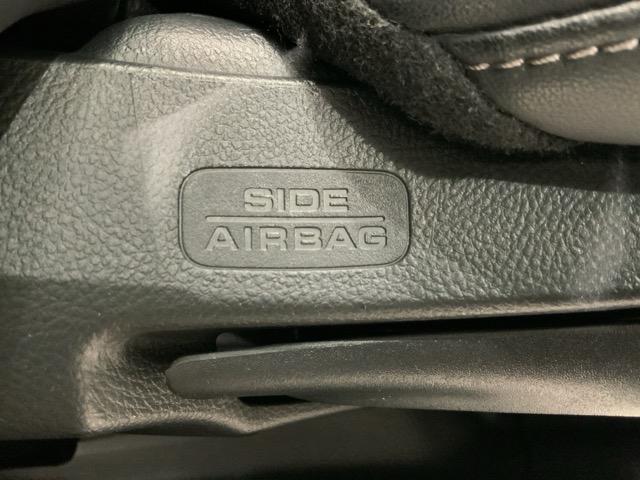 ヴェゼル ｅ：ＨＥＶＺ　Ｈ　ＳＥＮＳＩＮＧ　最長５年保証　ワンオ－ナ－　ナビＶＸＵ－２１５ＶＺｉ　ＴＶ　Ｒカメラ　ＣＤ録音　ＢＴオ－ディオＤＶＤ　ＥＴＣ　ＬＥＤライト　ＶＳＡ　シ－トヒ－タ－　アルミ　スマ－トキ－　スペアキ－（24枚目）