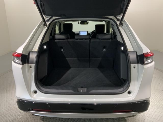 ヴェゼル ｅ：ＨＥＶＺ　Ｈ　ＳＥＮＳＩＮＧ　最長５年保証　ワンオ－ナ－　ナビＶＸＵ－２１５ＶＺｉ　ＴＶ　Ｒカメラ　ＣＤ録音　ＢＴオ－ディオＤＶＤ　ＥＴＣ　ＬＥＤライト　ＶＳＡ　シ－トヒ－タ－　アルミ　スマ－トキ－　スペアキ－（33枚目）