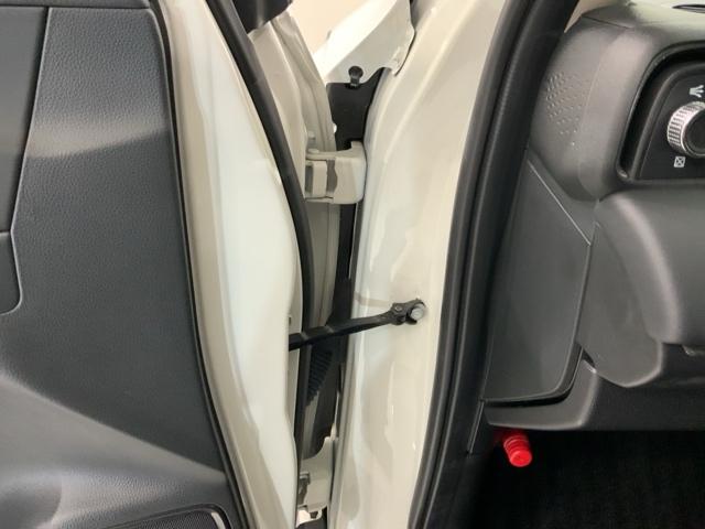 ヴェゼル ｅ：ＨＥＶＺ　Ｈ　ＳＥＮＳＩＮＧ　最長５年保証　ワンオ－ナ－　ナビＶＸＵ－２１５ＶＺｉ　ＴＶ　Ｒカメラ　ＣＤ録音　ＢＴオ－ディオＤＶＤ　ＥＴＣ　ＬＥＤライト　ＶＳＡ　シ－トヒ－タ－　アルミ　スマ－トキ－　スペアキ－（42枚目）