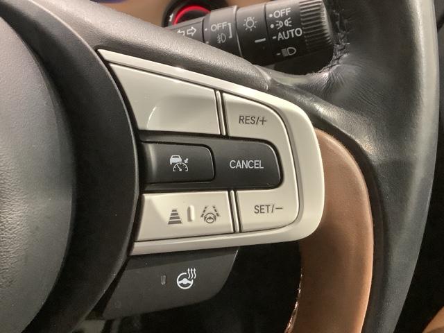 フィット ｅ：ＨＥＶリュクス　Ｈ　ＳＥＮＳＩＮＧ　最長５年保証　ワンオ－ナ－　ナビＶＸＵ－２０５ＦＴｉ　ＴＶ　Ｒカメラ　ＣＤ録音　ＢＴオ－ディオ　ＤＶＤ　ＥＴＣ　ＬＥＤライト　ＶＳＡ　シ－トヒ－タ－　クルコン　アルミ　スマ－トキ－（11枚目）