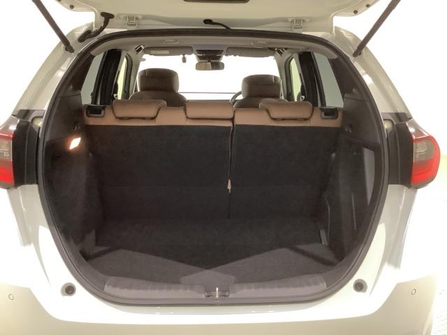 フィット ｅ：ＨＥＶリュクス　Ｈ　ＳＥＮＳＩＮＧ　最長５年保証　ワンオ－ナ－　ナビＶＸＵ－２０５ＦＴｉ　ＴＶ　Ｒカメラ　ＣＤ録音　ＢＴオ－ディオ　ＤＶＤ　ＥＴＣ　ＬＥＤライト　ＶＳＡ　シ－トヒ－タ－　クルコン　アルミ　スマ－トキ－（37枚目）