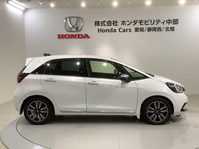 フィット ｅ：ＨＥＶリュクス　Ｈ　ＳＥＮＳＩＮＧ　最長５年保証　ワンオ－ナ－　ナビＶＸＵ－２０５ＦＴｉ　ＴＶ　Ｒカメラ　ＣＤ録音　ＢＴオ－ディオ　ＤＶＤ　ＥＴＣ　ＬＥＤライト　ＶＳＡ　シ－トヒ－タ－　クルコン　アルミ　スマ－トキ－（51枚目）