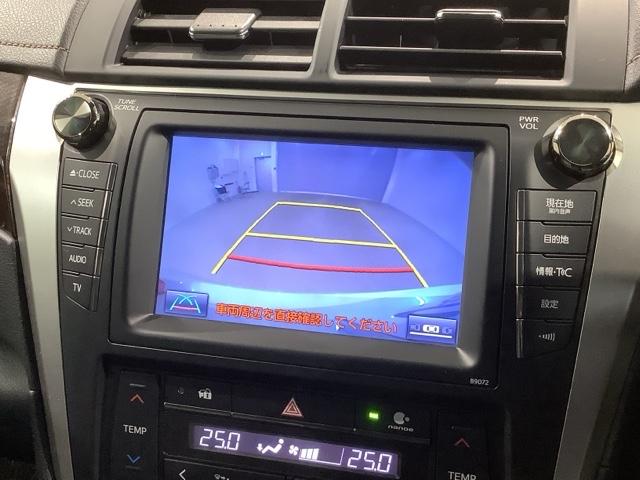 カムリ ハイブリッドレザーパッケージ　革シ－ト　１年保証　純正ナビ　ＴＶ　Ｒカメラ　ＣＤ録音　ＢＴオ－ディオ　ＤＶＤ　衝突軽減Ｂ　ＥＴＣ　ＨＩＤ　横滑り防止　シ－トヒ－タ－　電動シ－ト　クルコン　アルミ　スマ－トキ－　盗難防止装置　ＡＡＣ（6枚目）