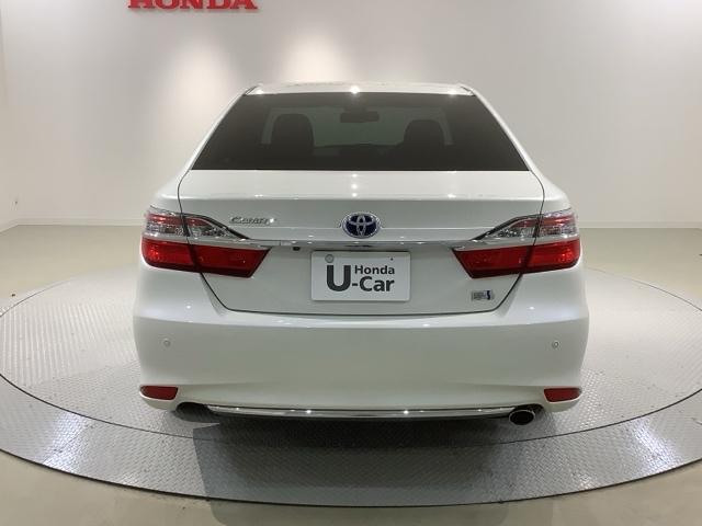 カムリ ハイブリッドレザーパッケージ　革シ－ト　１年保証　純正ナビ　ＴＶ　Ｒカメラ　ＣＤ録音　ＢＴオ－ディオ　ＤＶＤ　衝突軽減Ｂ　ＥＴＣ　ＨＩＤ　横滑り防止　シ－トヒ－タ－　電動シ－ト　クルコン　アルミ　スマ－トキ－　盗難防止装置　ＡＡＣ（52枚目）