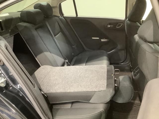 グレイス ハイブリッドＥＸ・ホンダセンシングブラックスタイル　最長５年保証　ワンオ－ナ－　ナビＶＸＭ－１９４ＶＦｉ　ＴＶ　Ｒカメラ　ＢＴオ－ディオ　ＤＶＤ　ＥＴＣ　ＬＥＤライト　ＶＳＡ　シ－トヒ－タ－　クルコン　アルミ　スマ－トキ－　盗難防止装置　整備記録簿（32枚目）