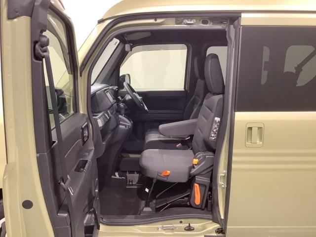 �L�x�ɍ݌ɂ���葵���Ă��܂��B�y�����Ԃ���~�j�o���A�Z�_���A�r�t�u�A�b��̃n�C�u���b�h�ԂȂǂȂǑ��X���ג��ł��I