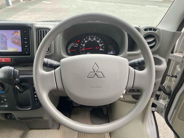 ミニキャブバン G AT 衝突被害軽減システム クリアランスソナー TV 両側スライドドア アイドリングストップ 電動格納ミラー シートヒーター オートライト ESC エアコン パワーウィンドウ 運転席エアバッグ(3枚目)