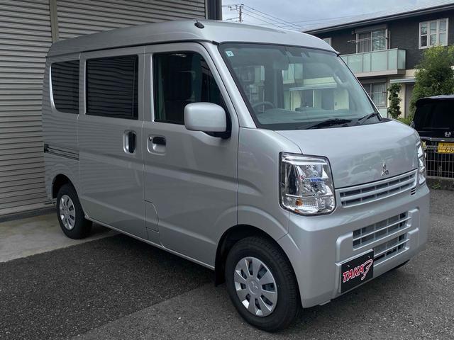 ミニキャブバン G AT 衝突被害軽減システム クリアランスソナー TV 両側スライドドア アイドリングストップ 電動格納ミラー シートヒーター オートライト ESC エアコン パワーウィンドウ 運転席エアバッグ(13枚目)