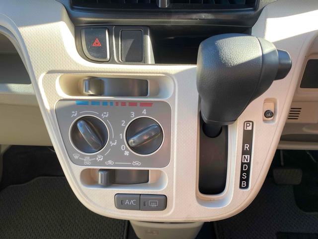 ムーヴ L SAIII タイヤ新品交換 ETC TV クリアランスソナー 衝突被害軽減システム オートマチックハイビーム キーレスエントリー アイドリングストップ 電動格納ミラー CVT 盗難防止システム ABS ESC(6枚目)