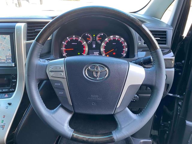 アルファード ２４０Ｓ　タイプゴールドＩＩ　タイヤ新品交換　ＥＴＣ　バックカメラ　ナビ　ＴＶ　クリアランスソナー　オートクルーズコントロール　両側電動スライドドア　ＨＩＤ　サンルーフ　電動リアゲート　スマートキー　電動格納ミラー　後席モニター（2枚目）