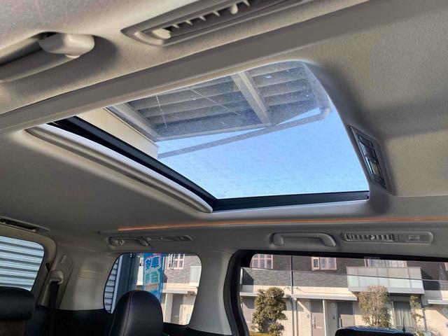 アルファード ２４０Ｓ　タイプゴールドＩＩ　タイヤ新品交換　ＥＴＣ　バックカメラ　ナビ　ＴＶ　クリアランスソナー　オートクルーズコントロール　両側電動スライドドア　ＨＩＤ　サンルーフ　電動リアゲート　スマートキー　電動格納ミラー　後席モニター（11枚目）