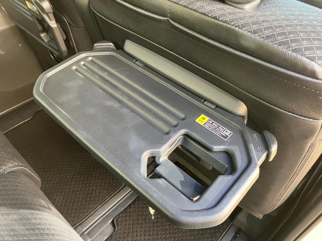 タント カスタムXセレクション スマートアシスト キーフリーシステム LEDヘッドライト 両側パワースライドドア コーナーセンサー ミラクルオープンドア シートバックテーブル(16枚目)