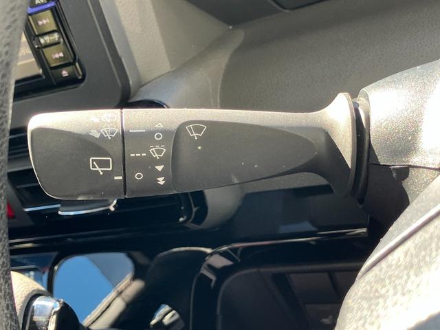 タント カスタムXセレクション スマートアシスト キーフリーシステム LEDヘッドライト 両側パワースライドドア コーナーセンサー ミラクルオープンドア シートバックテーブル(20枚目)