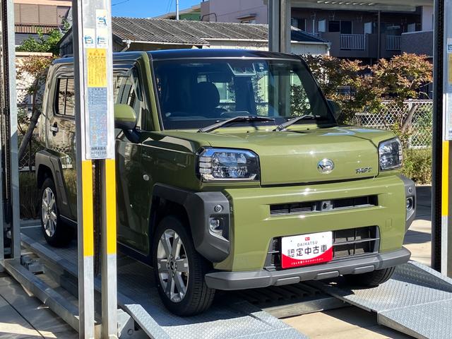 タフト G 15インチアルミホイール オートレベリング機能付フルLEDヘッドランプ LEDフォグランプ 本革巻ステアリングホイール 本革巻インパネセンターシフト TFTカラーマルチインフォメーションディスプレイ(4枚目)