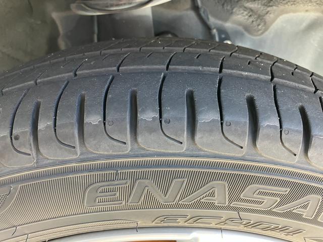 タフト G 15インチアルミホイール オートレベリング機能付フルLEDヘッドランプ LEDフォグランプ 本革巻ステアリングホイール 本革巻インパネセンターシフト TFTカラーマルチインフォメーションディスプレイ(14枚目)