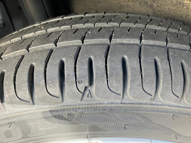 タフト G 15インチアルミホイール オートレベリング機能付フルLEDヘッドランプ LEDフォグランプ 本革巻ステアリングホイール 本革巻インパネセンターシフト TFTカラーマルチインフォメーションディスプレイ(16枚目)