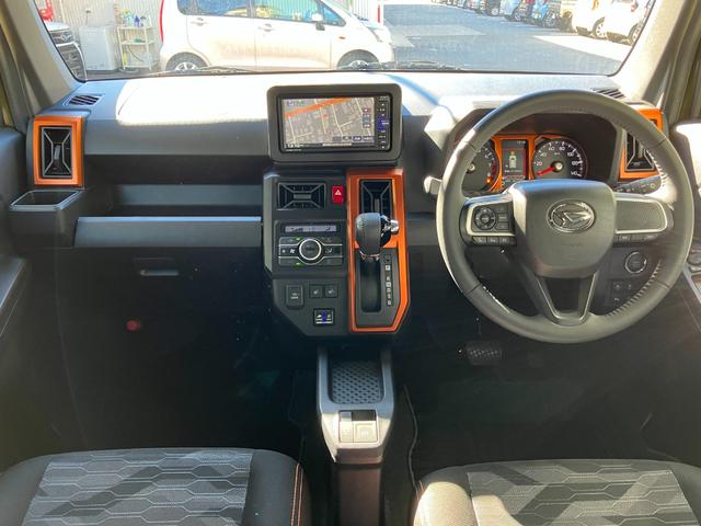 タフト G 15インチアルミホイール オートレベリング機能付フルLEDヘッドランプ LEDフォグランプ 本革巻ステアリングホイール 本革巻インパネセンターシフト TFTカラーマルチインフォメーションディスプレイ(21枚目)