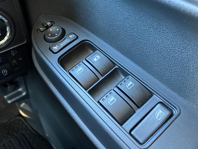 タント X 14インチフルホイールキャップ フルLEDヘッドランプ オート格納式カラードドアミラー 左側パワースライドドア TFTカラーマルチインフォメーションディスプレイ フルファブリックシート(24枚目)