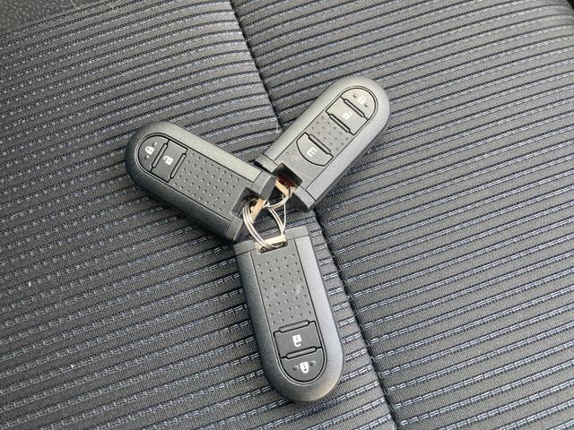 ムーヴ カスタム　Ｘリミテッド　ＳＡＩＩＩ　１４インチアルミホイール　スーパーＵＶＩＲカットガラス　ウレタンステアリングホイール　ウレタンインパネセンターシフト　ＬＥＤルームランプ（26枚目）