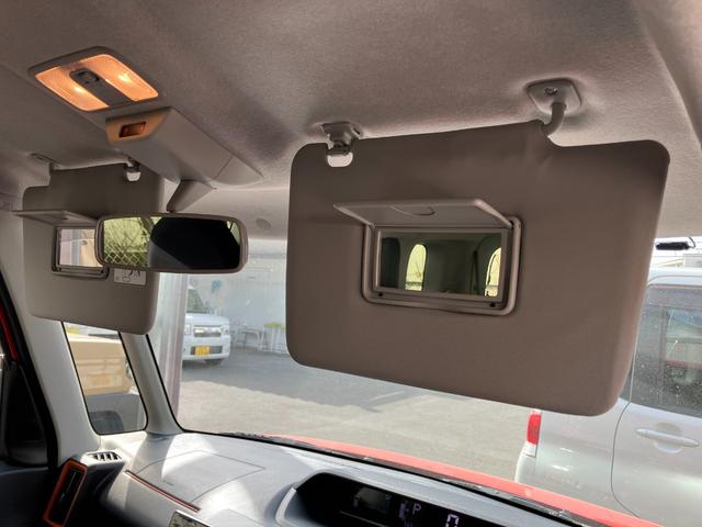 タント ファンクロス　１４インチアルミホイール　大型エアロバンパー　フルＬＥＤヘッドランプ　オート格納式カラードドアミラー　両側パワースライドドア　キーフリーシステム　プッシュボタンスタート（12枚目）