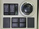 Ｇブラックアクセントリミテッド　ＳＡＩＩＩ　スマートアシスト　両側電動スライドドア　フルセグメモリーナビ　ＬＥＤヘッドライト　バックモニター　スマートキー　ＣＤ／ＤＶＤ再生付き　ベンチシート　シート素材モケット　オートエアコンイモビライザー（11枚目）