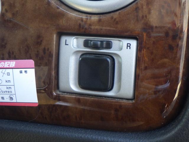 アルトラパン モード　１年保証付　Ｂｌｕｅｔｏｏｔｈ　純正１３インチアルミホイール　オートエアコン　ベンチシート　バニティミラー　タイミングチェーン　パワーウィンドウ　運転席・助手席エアバッグ（12枚目）