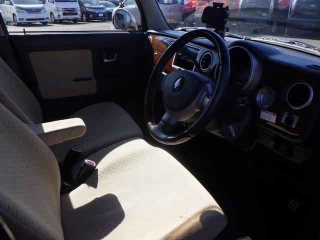 アルトラパン モード　１年保証付　Ｂｌｕｅｔｏｏｔｈ　純正１３インチアルミホイール　オートエアコン　ベンチシート　バニティミラー　タイミングチェーン　パワーウィンドウ　運転席・助手席エアバッグ（18枚目）