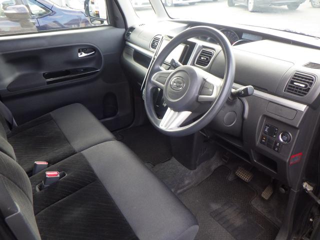 タント カスタムＸ　１年保証付　後期型　社外ナビ　ワンセグＴＶ　左側パワースライドドア　ＬＥＤヘッドライト　オートライト　スマートキー　プッシュスタート　社外アルミホイール　オートエアコン　電動格納ミラー　バニティミラー（22枚目）