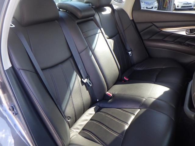 フーガ ２５０ＧＴ　１年保証付　純正ＨＤＤナビ　バックカメラ　ＥＴＣ　Ｂｌｕｅｔｏｏｔｈ　ＣＤ再生・録音　レザーシート　シートエアコン　シートヒーター　ステアリングスイッチ　オートライト　オートエアコン　フォグランプ（36枚目）