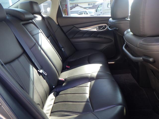 フーガ ２５０ＧＴ　１年保証付　純正ＨＤＤナビ　バックカメラ　ＥＴＣ　Ｂｌｕｅｔｏｏｔｈ　ＣＤ再生・録音　レザーシート　シートエアコン　シートヒーター　ステアリングスイッチ　オートライト　オートエアコン　フォグランプ（37枚目）