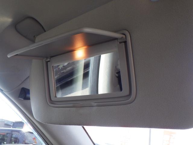 フーガ ２５０ＧＴ　１年保証付　純正ＨＤＤナビ　バックカメラ　ＥＴＣ　Ｂｌｕｅｔｏｏｔｈ　ＣＤ再生・録音　レザーシート　シートエアコン　シートヒーター　ステアリングスイッチ　オートライト　オートエアコン　フォグランプ（40枚目）