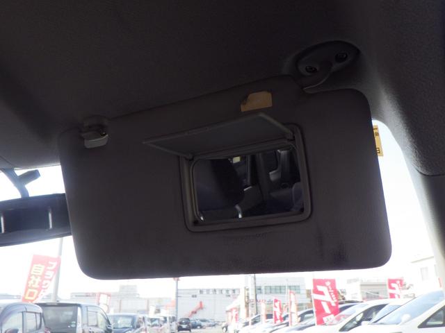 ゼスト スポーツGターボ 1年保証付 ETC 純正オーディオ CD再生 ラジオ HIDヘッドライト キーレスエントリー 社外アルミホイール 電動格納ミラー バニティミラー ベンチシート エアコン 運転席・助手席エアバッグ(31枚目)