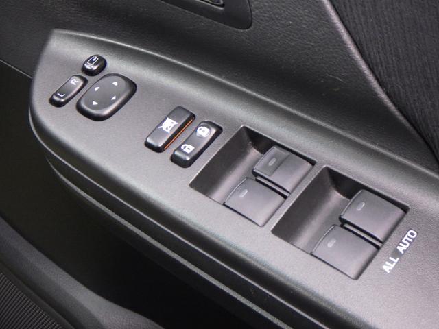 ヴェルファイア ２．４Ｚ　プラチナセレクションＩＩ　１年保証付　純正ＨＤＤナビ　フルセグＴＶ　バックカメラ　Ｂｌｕｅｔｏｏｔｈ　フリップダウンモニター　ＥＴＣ　両側パワースライドドア　ＣＤ・ＤＶＤ再生　パワーバックドア　スマートキー　プッシュスタート（29枚目）