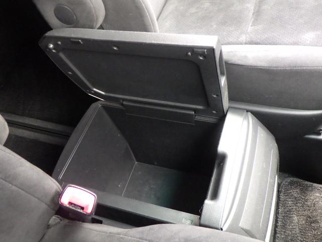 ヴェルファイア ２．４Ｚ　プラチナセレクションＩＩ　１年保証付　純正ＨＤＤナビ　フルセグＴＶ　バックカメラ　Ｂｌｕｅｔｏｏｔｈ　フリップダウンモニター　ＥＴＣ　両側パワースライドドア　ＣＤ・ＤＶＤ再生　パワーバックドア　スマートキー　プッシュスタート（58枚目）