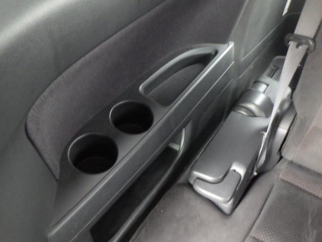 ヴェルファイア ２．４Ｚ　プラチナセレクションＩＩ　１年保証付　純正ＨＤＤナビ　フルセグＴＶ　バックカメラ　Ｂｌｕｅｔｏｏｔｈ　フリップダウンモニター　ＥＴＣ　両側パワースライドドア　ＣＤ・ＤＶＤ再生　パワーバックドア　スマートキー　プッシュスタート（59枚目）