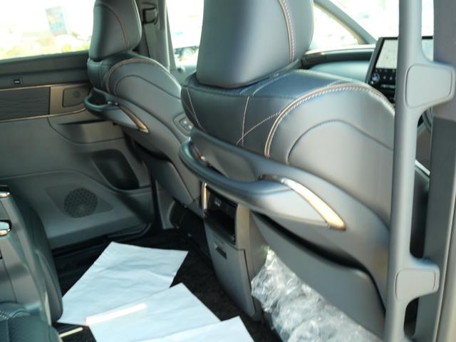 ヴェルファイアハイブリッド Z プレミア OPモデリスタフルエアロ・マフラー/OPユニバーサルステップ/OP13.5型有機ELフリップダウンモニター/OP独立ムーンルーフ/OPデジタルインナーミラー/OPヘッドアップディスプレイ/ETC(29枚目)