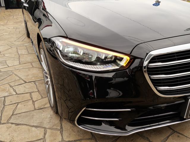 Ｓクラス Ｓ４００ｄ　４マチック　ＡＭＧライン　ＡＭＧライン　レザーエクスクルーシブＰＫＧ　パノラマルーフ　純正２０インチＡＷ　ブルメスターサラウンド　ＨＵＤ　フルセグ　ＥＴＣ２．０　Ｂカメラ　３６０度カメラ　保証書／取説／合鍵／ワンオーナー（26枚目）